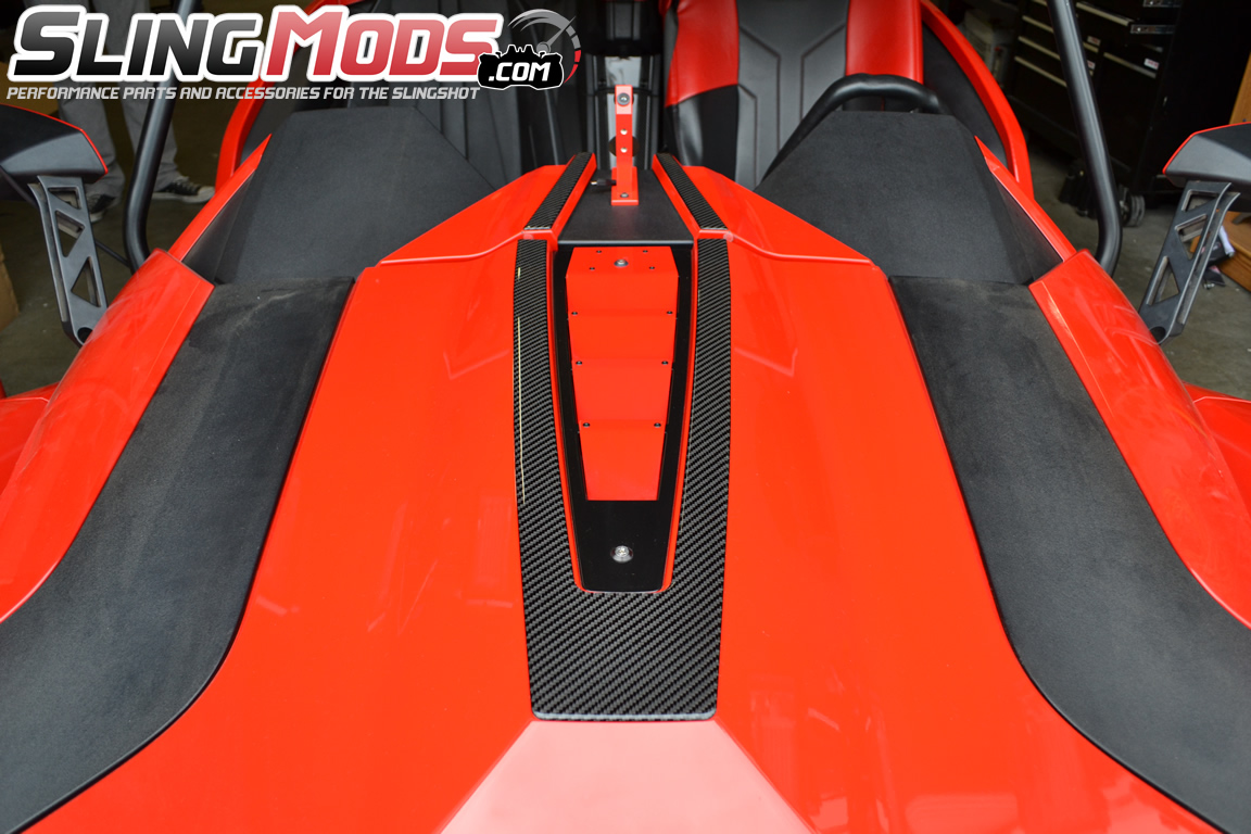 polaris-slingshot-carbon-fiber-center-hood-accent-kit-tufskinz-installed.jpg
